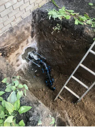 Photo of Advanced Piping, from their website