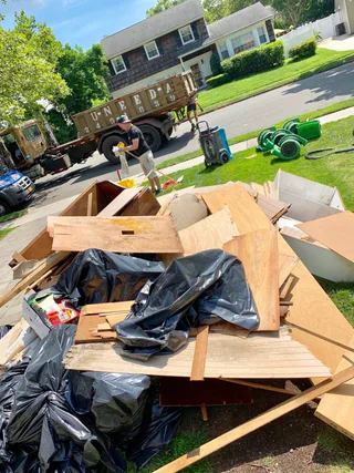 Photo of Clean Up Kings, from their website